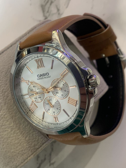 CASIO (69-00w) Чоловічий наручний годинник. Оригінал.